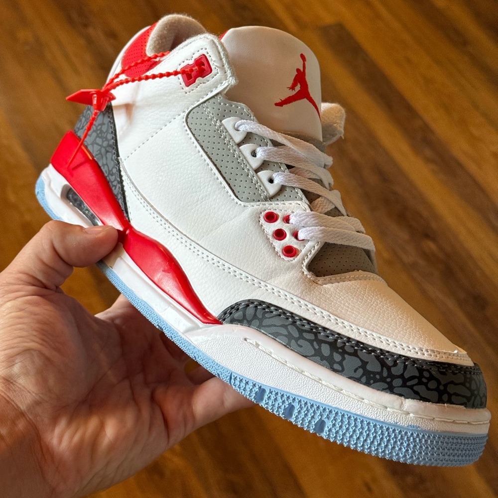 COPY - PE "Slim shady" 3s Super Bowl customs - Picture 6 of 9
